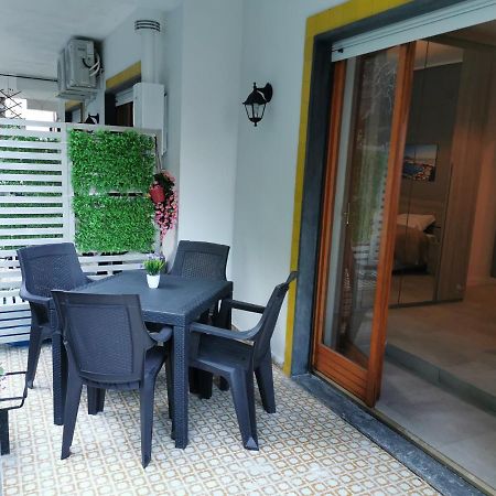 Sorrento'S Holidays Room 1 מראה חיצוני תמונה